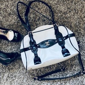 Black and White Tote with Strap